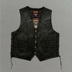 New With Tags Vintage 00’s Interstate Leather Motorcycle Vest. Size M.